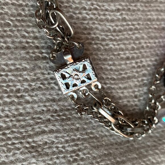 Creation - Recycle fabric Pompom bracelet beads chains Purple black - Picture 3 of 7